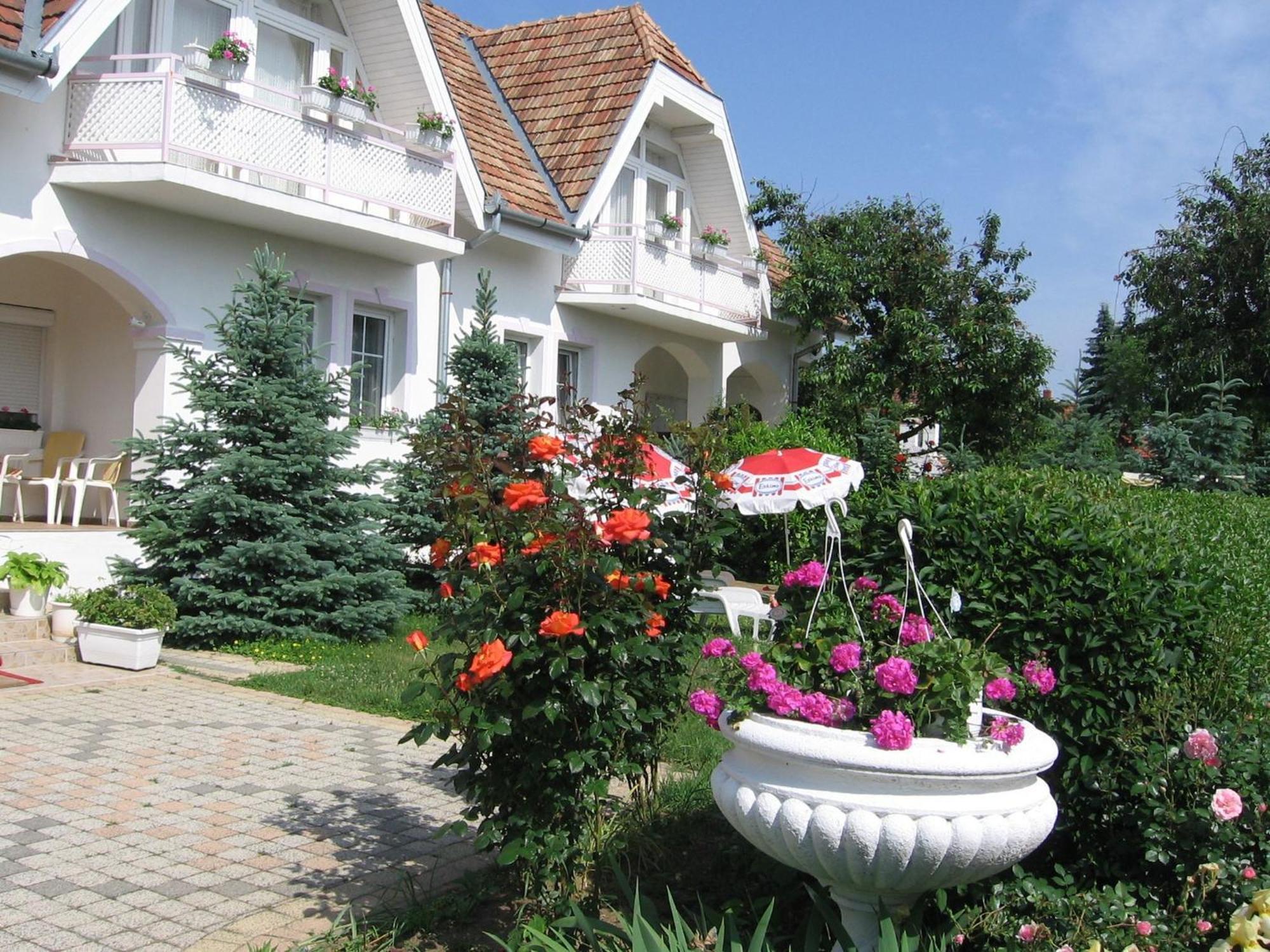 Pension Ovari Buk Ngoại thất bức ảnh